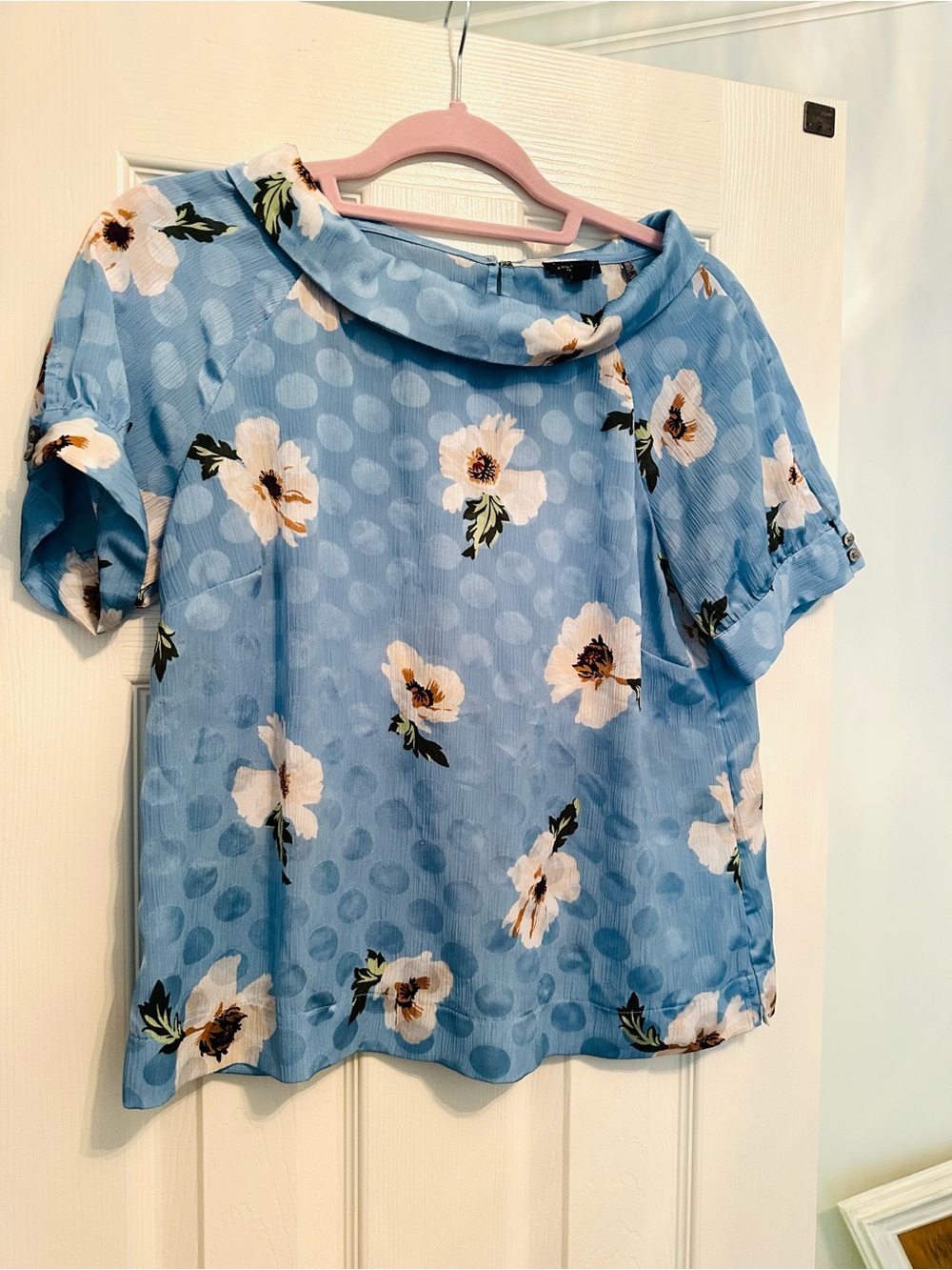 Ann Taylor Factory Sky Blue Floral Short Sleeve Blouse S